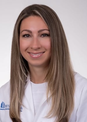 Amanda Suarez image